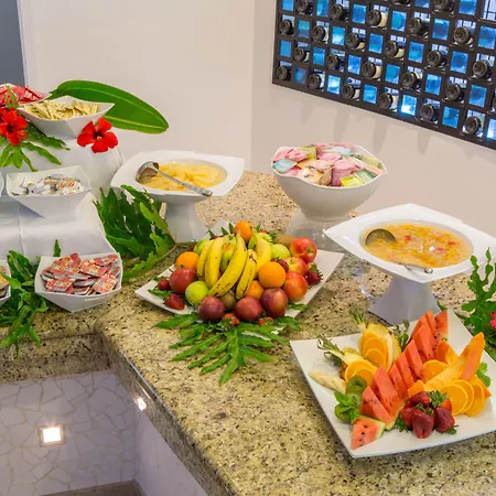 Ona Hollywood Mirage מלון דירות