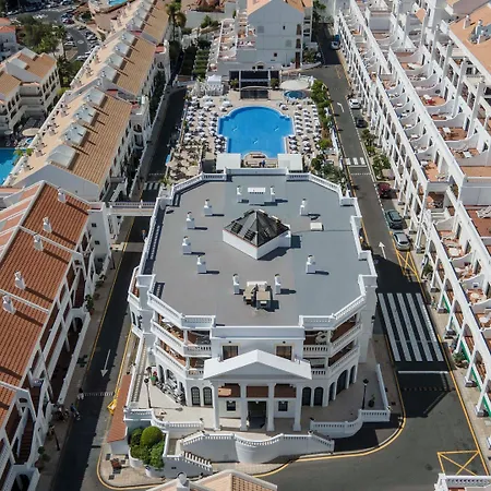 Ona Hollywood Mirage