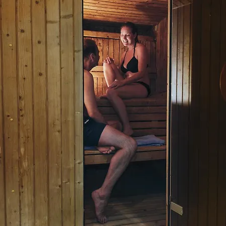 מלון דירות Ona Hollywood Mirage