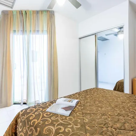 Aparthotel Hollywood Mirage - Excel & Los Cristianos (Tenerife)