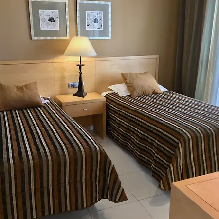 Ona Hollywood Mirage Lejlighedshotel 4*