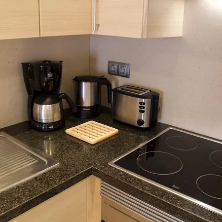 Lejlighedshotel Ona Hollywood Mirage 4*