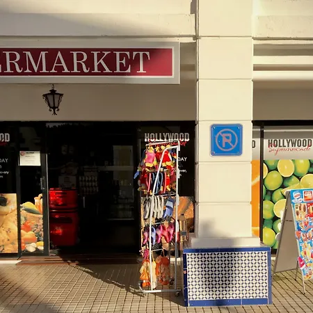 Ona Hollywood Mirage Lejlighedshotel