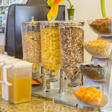 Ona Hollywood Mirage Lejlighedshotel Los Cristianos (Tenerife)