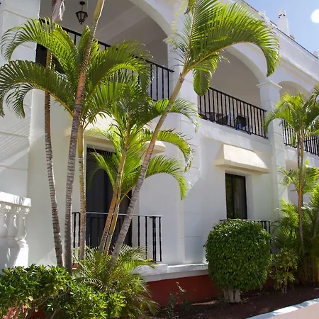 Lejlighedshotel Ona Hollywood Mirage 4*