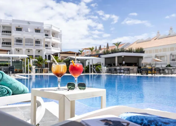 Ona Hollywood Mirage Aparthotel 4*