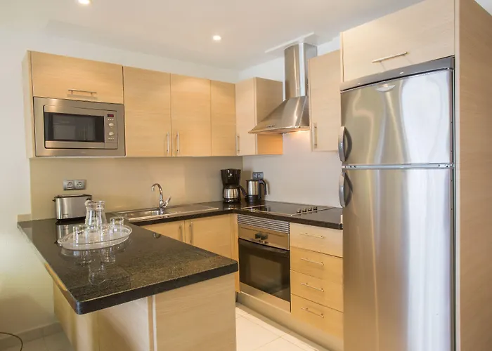 Aparthotel Ona Hollywood Mirage 4*