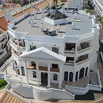 Lejlighedshotel Ona Hollywood Mirage