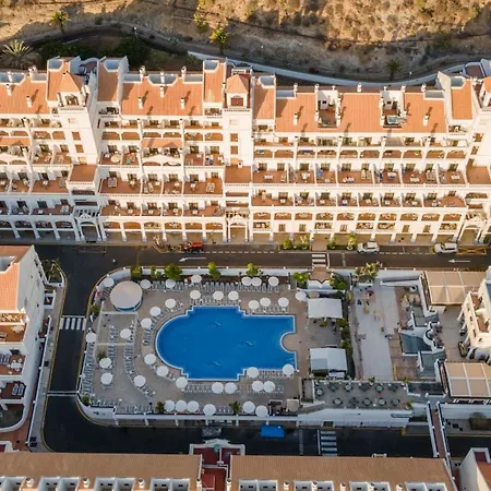 Ona Hollywood Mirage Апарт-отель 4*
