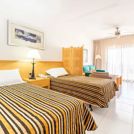 Ona Hollywood Mirage Aparthotel 4*