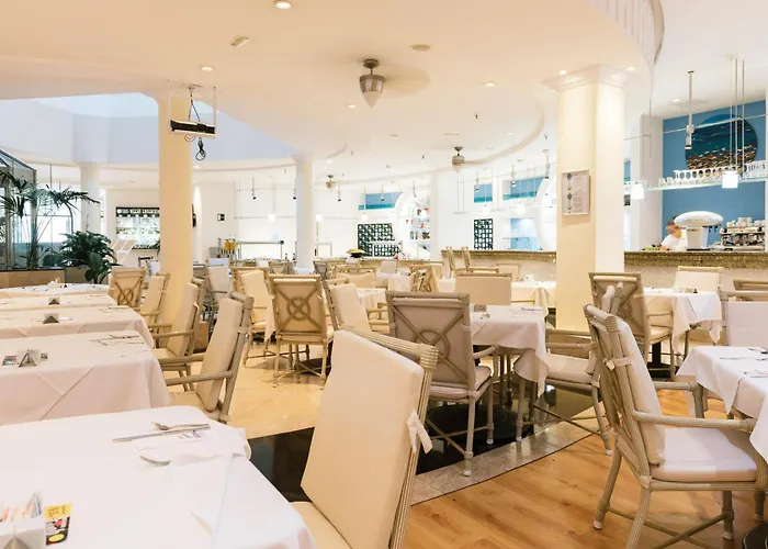 Ona Hollywood Mirage