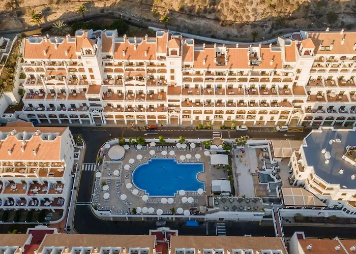 Ona Hollywood Mirage Апарт-отель 4*