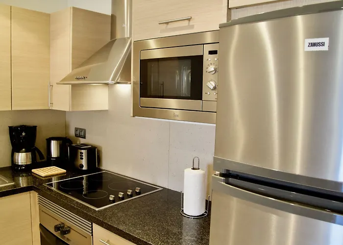 Ona Hollywood Mirage Апарт-отель Лос Кристианос