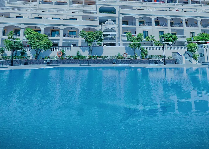 Ona Hollywood Mirage 4* Лос Кристианос