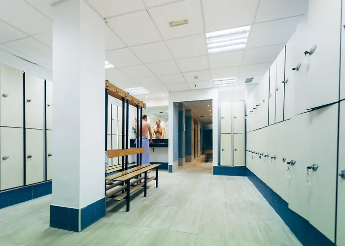 Ona Hollywood Mirage