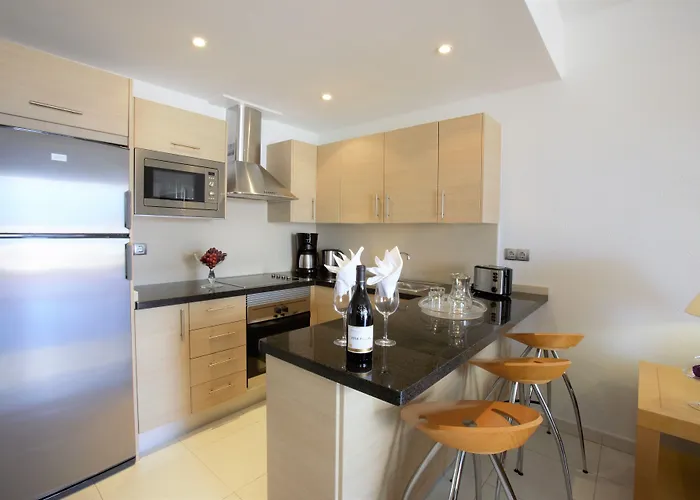 Ona Hollywood Mirage Лос Кристианос