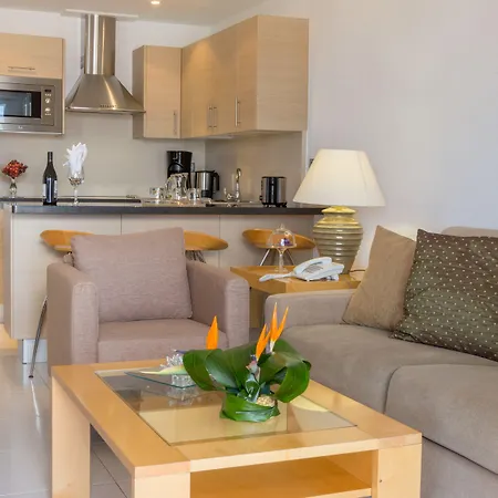 Ona Hollywood Mirage Lejlighedshotel 4*